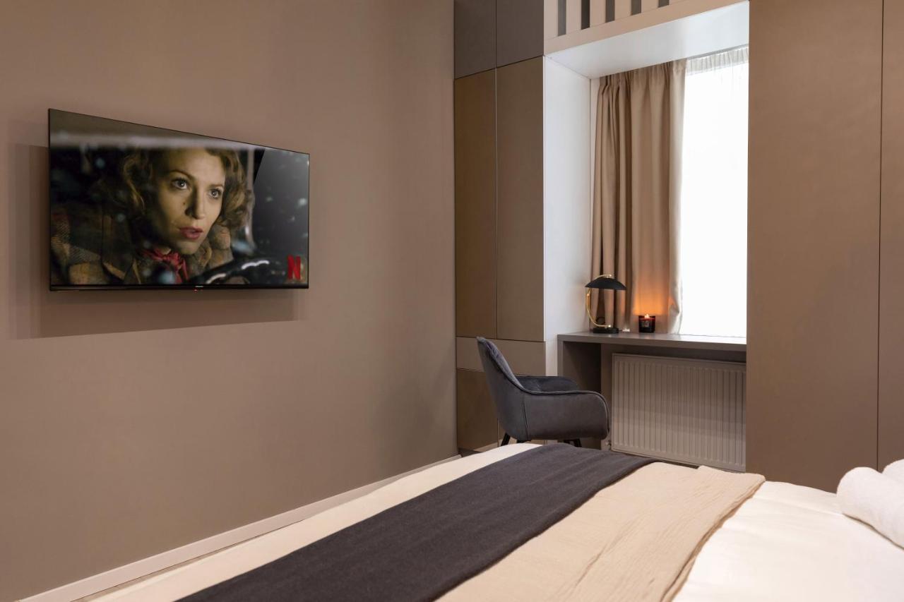 Qult - Misty Night Apartment Bucureşti Exterior foto
